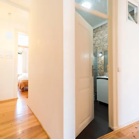 Com 3 Quartos Muito Acolhedores Nos Anjos Apartman Lisboa