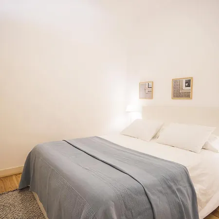 Com 3 Quartos Muito Acolhedores Nos Anjos Apartman Lisboa