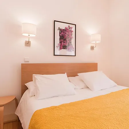 Com 3 Quartos Muito Acolhedores Nos Anjos Apartamento