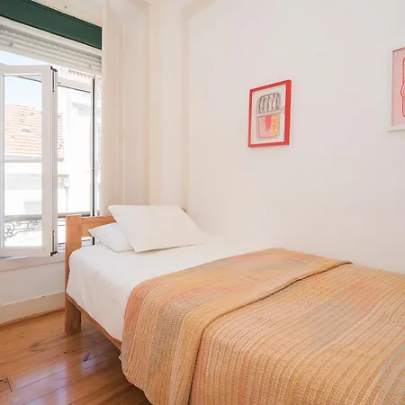 Apartamento Com 3 Quartos Muito Acolhedores Nos Anjos Lisboa