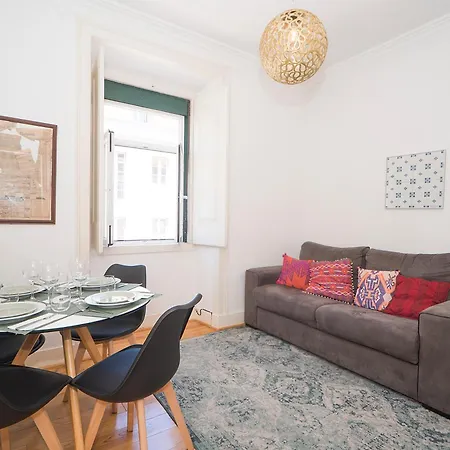 Com 3 Quartos Muito Acolhedores Nos Anjos Apartamento Lisboa