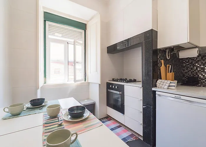 Com 3 Quartos Muito Acolhedores Nos Anjos شقة