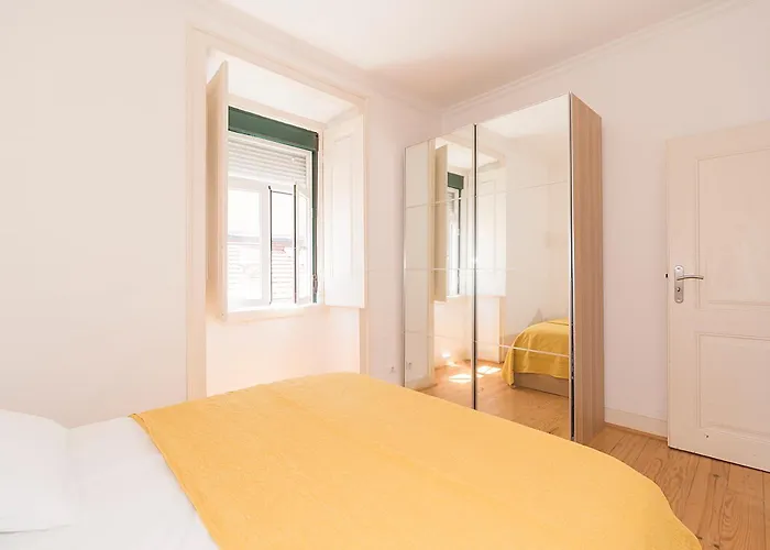 Com 3 Quartos Muito Acolhedores Nos Anjos